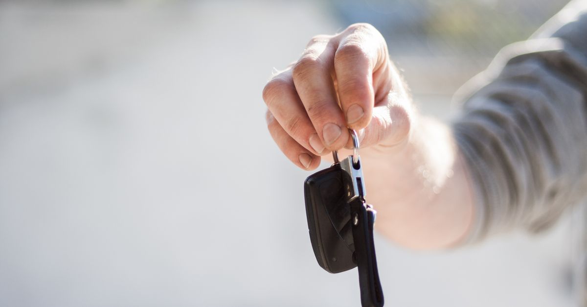 Chevrolet car key fob — Local Locksmith Heroes