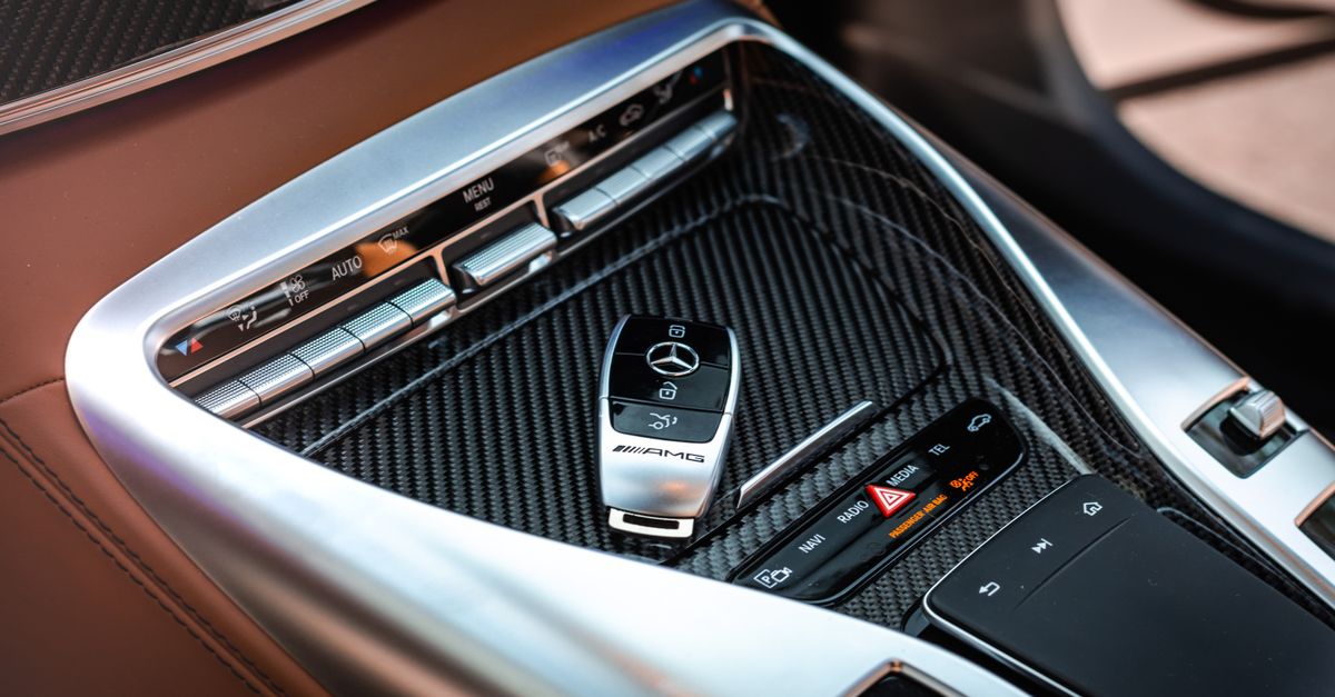 What Car Key Fob Programming Actually Involves — Local Locksmith Heroes